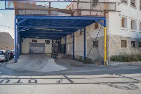 Nave industrial en Santiago El Mayor