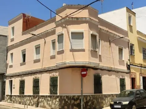 Casa en Salesianos