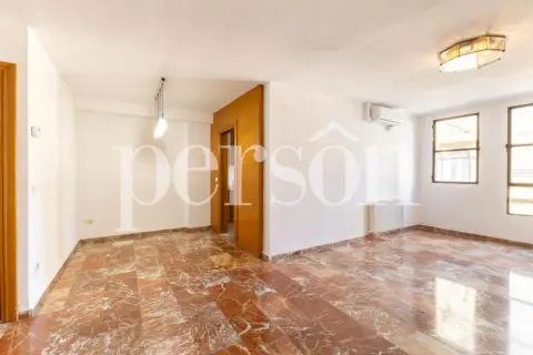 Piso en Carrer del Pintor Peyró