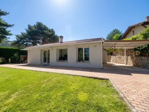Chalet en calle de Cantalejo, 18