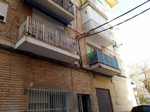 Piso en calle de Almansa, 5