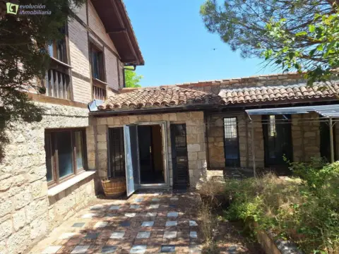 Casa en calle de la Fuente