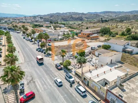 Casa en Arboleas