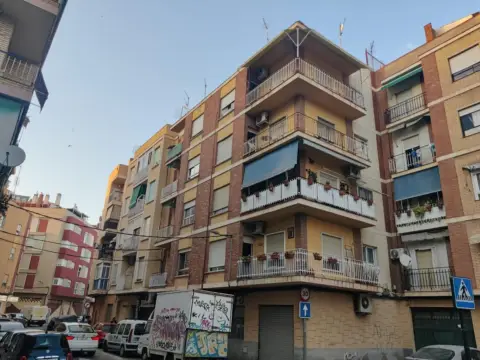 Piso en calle de Buenos Aires, 9