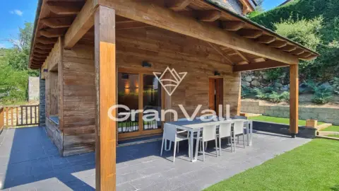 Casa en Enveitg