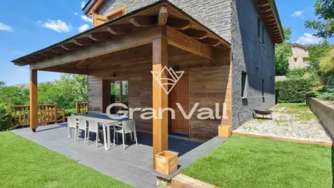 Casa en Enveitg