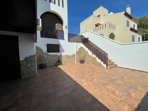 Casa pareada en Bonanza-Avda de Huelva-Bº Andalucia