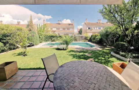 Habitación en Villanueva de La Cañada