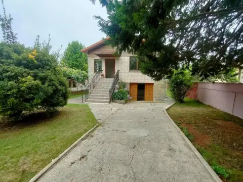 Chalet en Carretera de Villaviciosa, 48