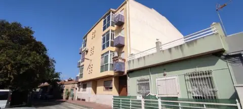 Piso en calle Carril Torre, 25