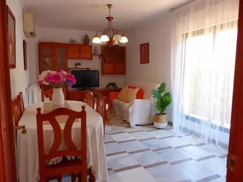 Casa pareada en Avenida de la Cruz Roja
