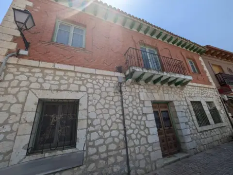 Casa adosada en Corpa
