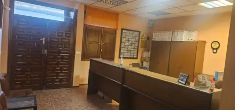 Local comercial en Avd. Al Vedat