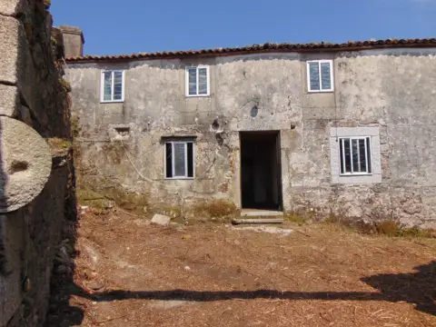 Casa en calle Curbian-Pq Curbian S Mart