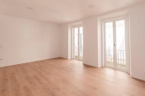 Apartamento en calle C. Plata