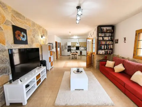 Casa en calle Islas Bermudas