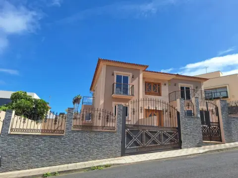 Chalet en Las Cruces