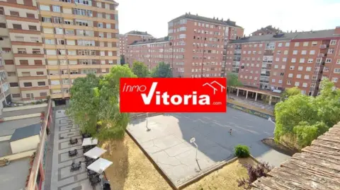 Piso en calle de la Voluntaria Entrega