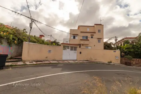 Chalet en calle Aires De Lima, 15
