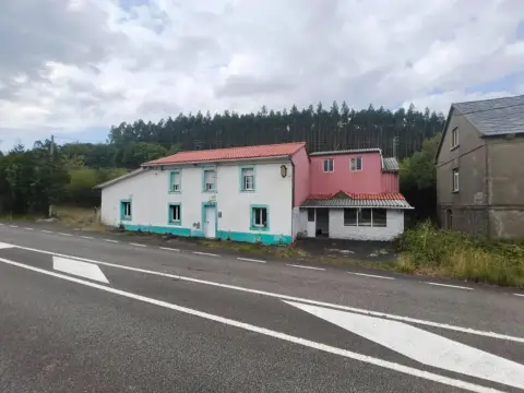 Casa en calle Pousadoiro Abaixo
