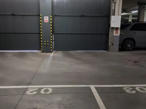 Garaje en calle de Deyanira