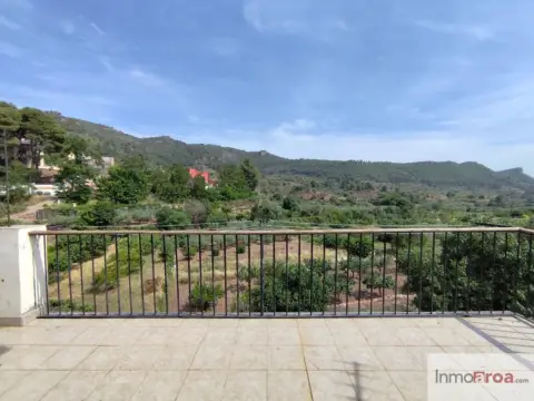 Chalet on Carretera de València, 22