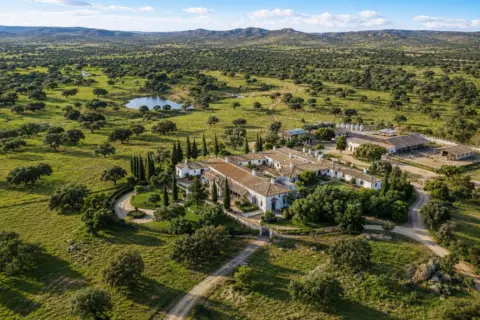 Finca rústica en Ciudad Real-Almaden
