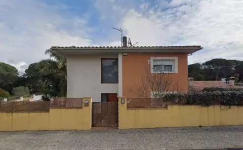 Casa en Avinguda del Bosc, 64