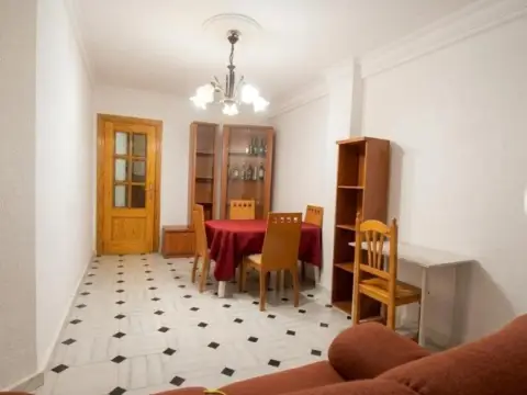 Piso en Alcampo