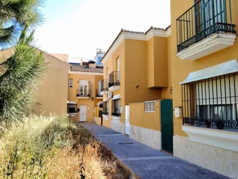 Casa adosada en Mayorazgo