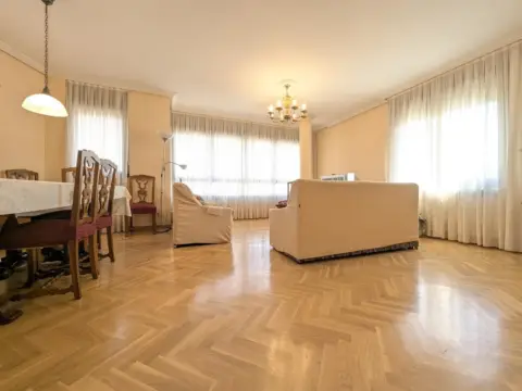 Chalet en Navarrete