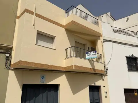 Departamento en venta con baja de precio en Morón de la Frontera