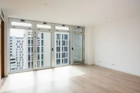 Piso en Avenida Fernando Abril Martorell