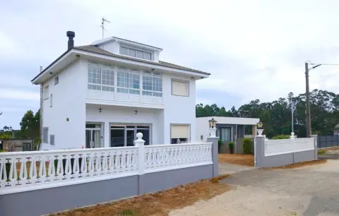 Casa en calle Pazos Abaixo
