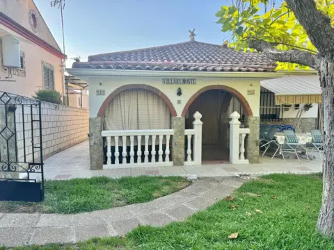 Chalet en calle del Pino, 162