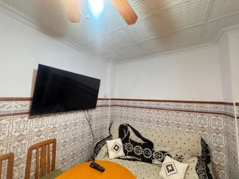 Casa adosada en calle Mare de Déu Dels Desemparats