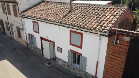 Casa en calle de la Iglesia, 8