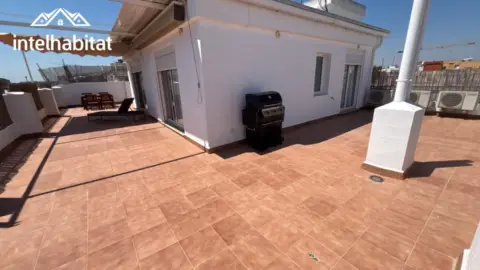 Ático en calle de Aben Al-Abbar