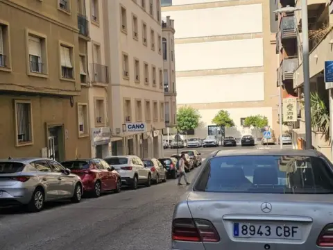 Piso en calle Agentes Comerciales