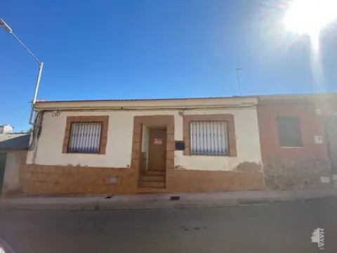 Casa adosada en calle de Bernardo Balbuena