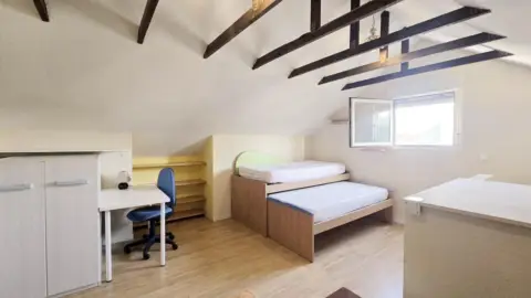 Habitación en Villanueva de La Cañada