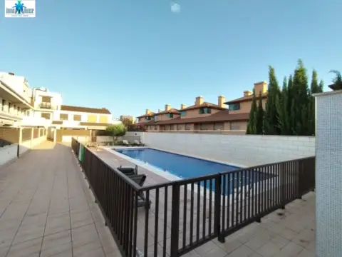 Casa adosada en Facultad de Medicina