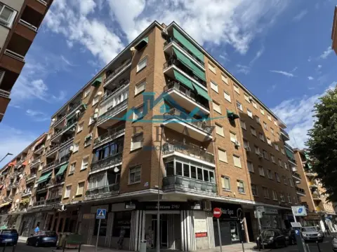 Piso en calle de Lepanto