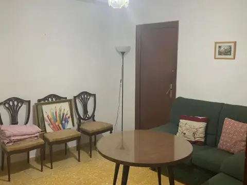 Piso en calle Nicuesa