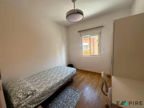 Habitación en calle Estudiantes