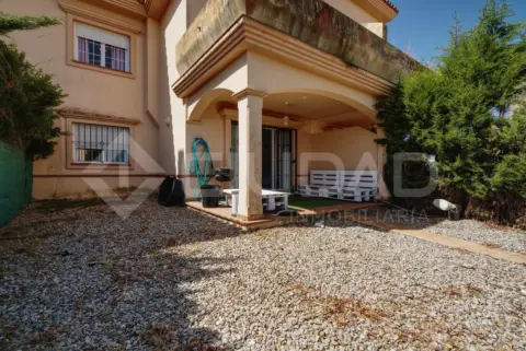 Casa adosada en Martín Miguel