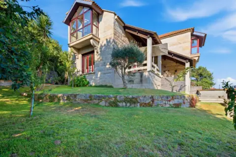 Chalet en calle Xesteira