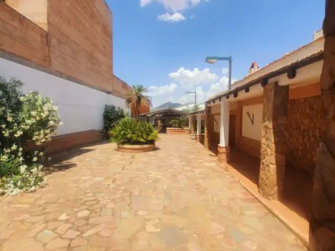 Chalet en Avenida del Santo, 46