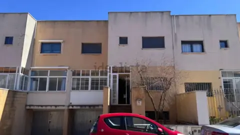 Casa adosada en calle Murcia, 18