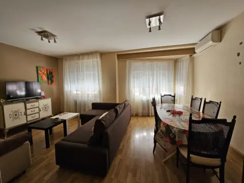 Habitación en calle de Félix Latassa